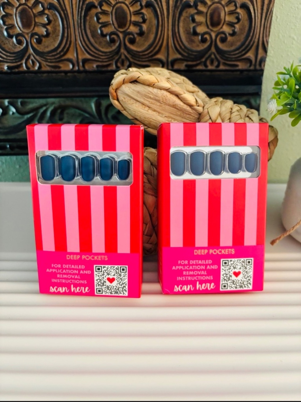 Hello Love “Deep Pockets” Press On Nails- set of 2